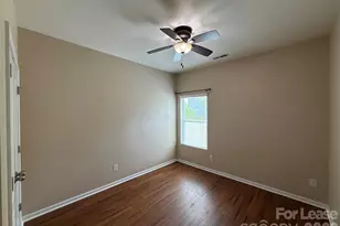 13320 Hunting Birds Ln, Charlotte, NC 28278 - Photo 20