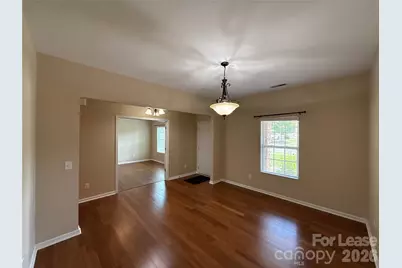 13320 Hunting Birds Lane, Charlotte, NC 28278 - Photo 2