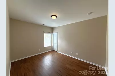 13320 Hunting Birds Lane, Charlotte, NC 28278 - Photo 18