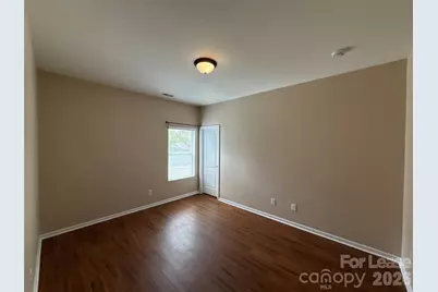 13320 Hunting Birds Lane, Charlotte, NC 28278 - Photo 18