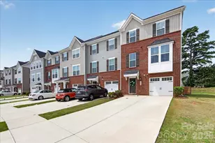 2662 Grantham Place Dr, Fort Mill, SC 29715 - Photo 1