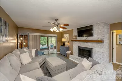 580 Britton Creek Drive, Hendersonville, NC 28791 - Photo 8