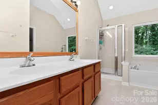 3600 Briarthorne Dr, Charlotte, NC 28269 - Photo 18