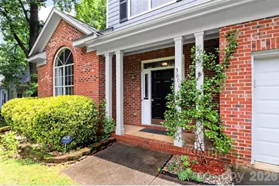 3600 Briarthorne Drive, Charlotte, NC 28269 - Photo 2