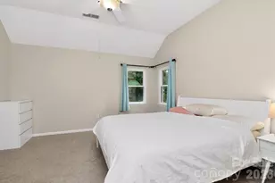 3600 Briarthorne Dr, Charlotte, NC 28269 - Photo 16