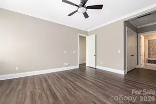 229 N Church St, Charlotte, NC 28202 - Photo 12