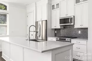 229 N Church St, Charlotte, NC 28202 - Photo 32