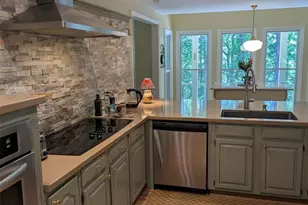 675 Fox Run Ln, Tryon, NC 28782 - Photo 10