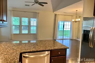 15425 Barossa Valley St, Charlotte, NC 28277 - Photo 6
