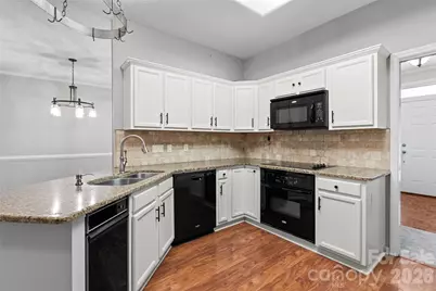 2001 Colony Hill Drive, Charlotte, NC 28214 - Photo 8
