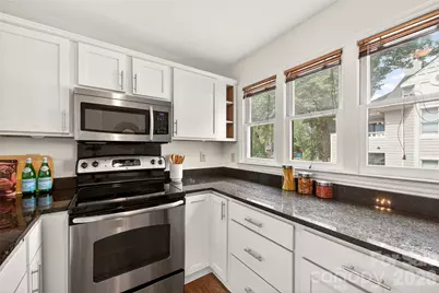 2715 Selwyn Avenue #26, Charlotte, NC 28209 - Photo 8