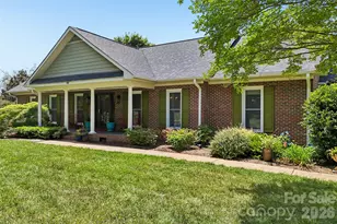 320 Canvasback Rd, Mooresville, NC 28117 - Photo 2