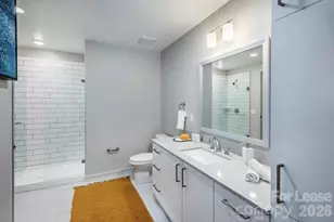 401 S Graham St, Charlotte, NC 28202 - Photo 16