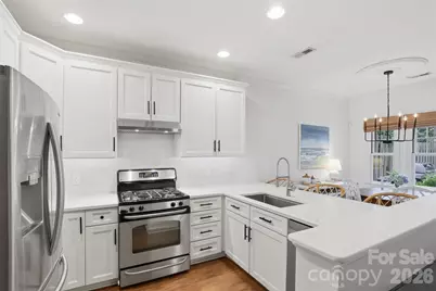 4613 Dabney Vigor Drive, Charlotte, NC 28209 - Photo 10
