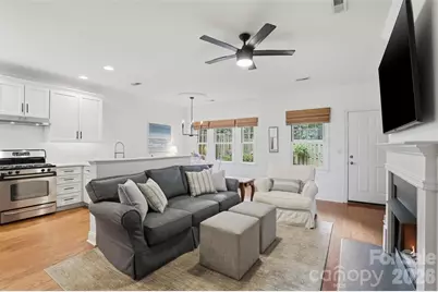 4613 Dabney Vigor Drive, Charlotte, NC 28209 - Photo 6