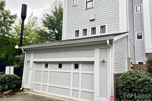 663 E 10th St, Charlotte, NC 28202 - Photo 2