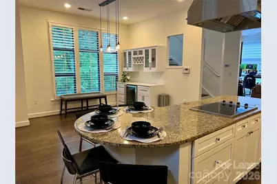 663 E 10th Street, Charlotte, NC 28202 - Photo 8