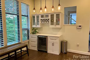663 E 10th St, Charlotte, NC 28202 - Photo 12