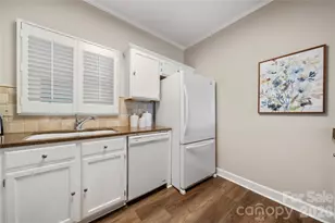 9717 Emerald Point Dr, Charlotte, NC 28278 - Photo 14