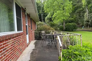 609 Valley Rd, Spruce Pine, NC 28777 - Photo 2