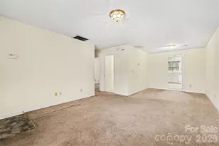 808 Floyd Ln, Gastonia, NC 28052 - Photo 6