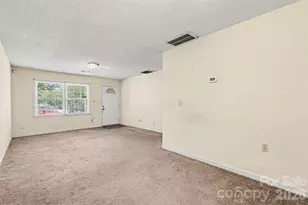 808 Floyd Ln, Gastonia, NC 28052 - Photo 8