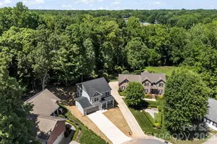 2100 Congress Ct, Kannapolis, NC 28083 - Photo 2