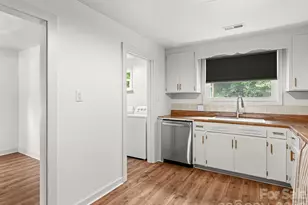 205 Old Fort Rd, Fairview, NC 28730 - Photo 20