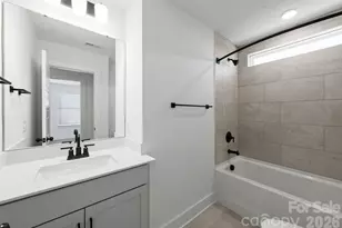 4027 Bass River Pkwy, Charlotte, NC 28217 - Photo 32