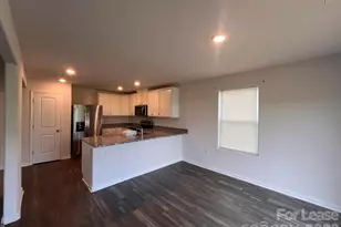 178 Bannock St, Kings Mountain, NC 28086 - Photo 6