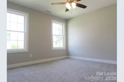 1094 20th Street NE, Hickory, NC 28601 - Photo 6