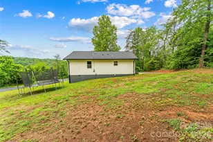 825 S Creek Rd, Nebo, NC 28761 - Photo 28