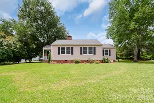 1604 Converse St, Lancaster, SC 29720 - Photo 2