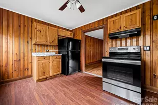2346 Collettsville Rd, Lenoir, NC 28645 - Photo 10