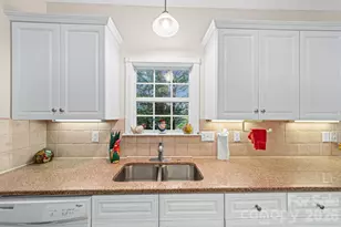 4046 Navajo Ct, Rock Hill, SC 29732 - Photo 12