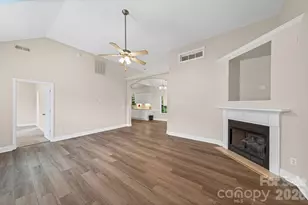 4046 Navajo Ct, Rock Hill, SC 29732 - Photo 4