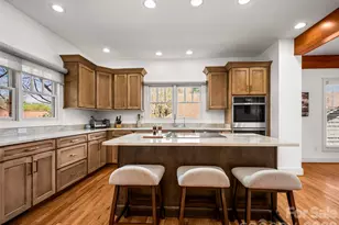 19 Lacoste Dr, Hendersonville, NC 28739 - Photo 6