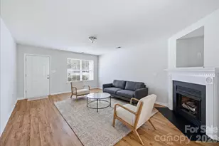7143 Wandering Creek Dr, Charlotte, NC 28216 - Photo 6