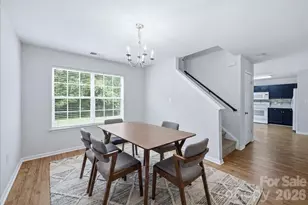 7143 Wandering Creek Dr, Charlotte, NC 28216 - Photo 10