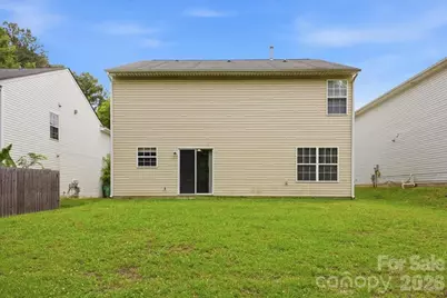 7143 Wandering Creek Drive, Charlotte, NC 28216 - Photo 36
