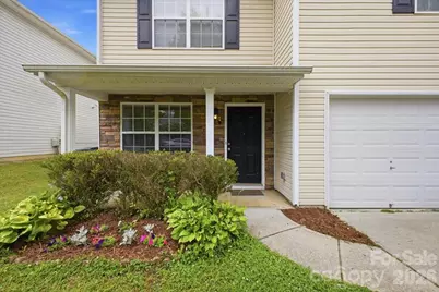 7143 Wandering Creek Drive, Charlotte, NC 28216 - Photo 4