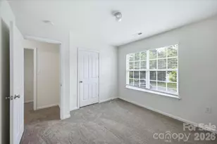 7143 Wandering Creek Dr, Charlotte, NC 28216 - Photo 34