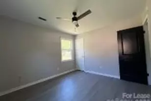 3510 Cypress Pond Dr, Charlotte, NC 28269 - Photo 10