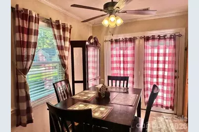 6042 Crape Myrtle Lane, Charlotte, NC 28216 - Photo 4