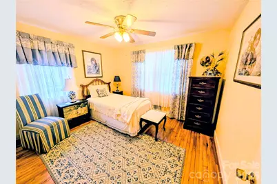 1014 SW Wright Street SW #5, Lenoir, NC 28645 - Photo 18