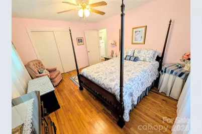 1014 SW Wright Street SW #5, Lenoir, NC 28645 - Photo 16