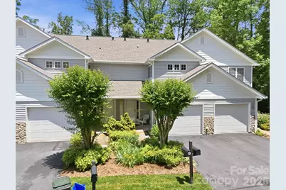 135 Ewarts Pond Road, Hendersonville, NC 28739 - Photo 4