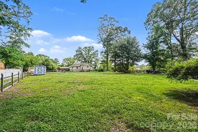 2816 Wilkshire Drive, Shelby, NC 28150 - Photo 32
