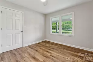 615 W 5th St, Landis, NC 28088 - Photo 18