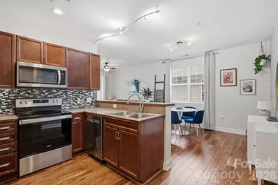 1308 Kenilworth Avenue #430, Charlotte, NC 28203 - Photo 14